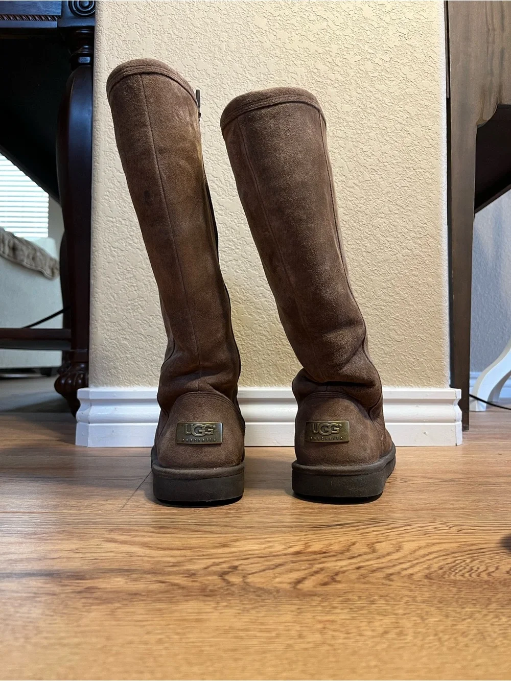 UGG Brown Shearling-Lined Boot Interior with Zipper Trim